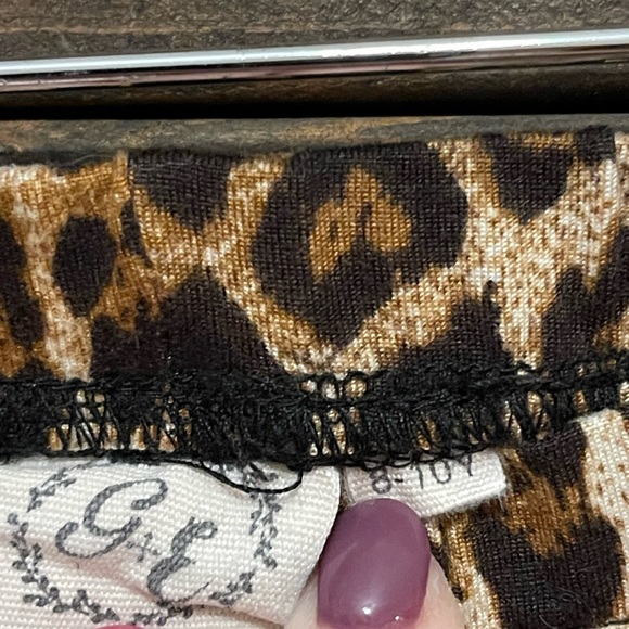 Grace & Emma Leopard flare pants Girls size 8-10 - Picture 6 of 8